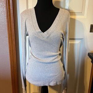 Gap Chic Light Gray V-Neck Sweater